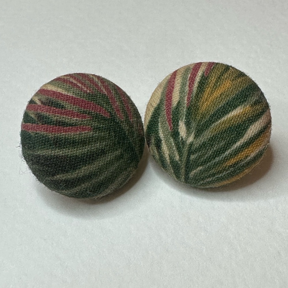Colorful Leaf Pattern Earrings